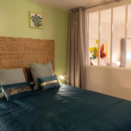 Superlogis Ardennes - Les Songes Du Poete - Logement Grand Confort - 2 Chambres 6 Personnes * Charleville-Mézières